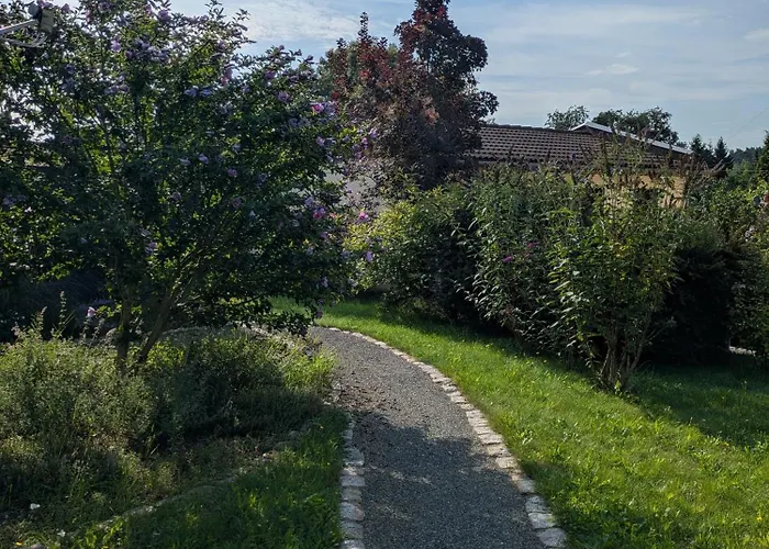 Am Fuerst Pueckler Park Lejlighed